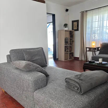 Casa Do Rei Aroeira * Charneca (Setubal)