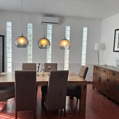 Casa Do Rei Aroeira * Charneca (Setubal)