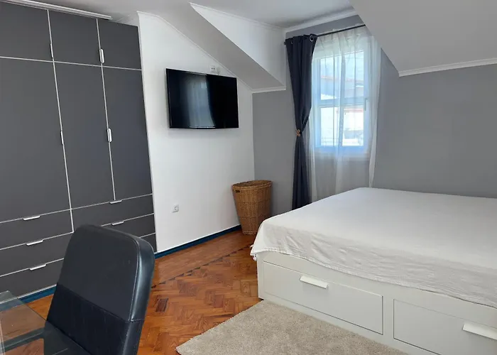 度假居 Casa Do Rei Aroeira 沙尔内卡